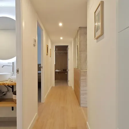 Plaza Pineda Apartment