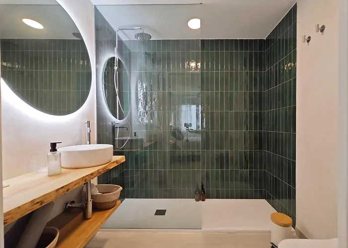 Plaza Pineda קורדובה