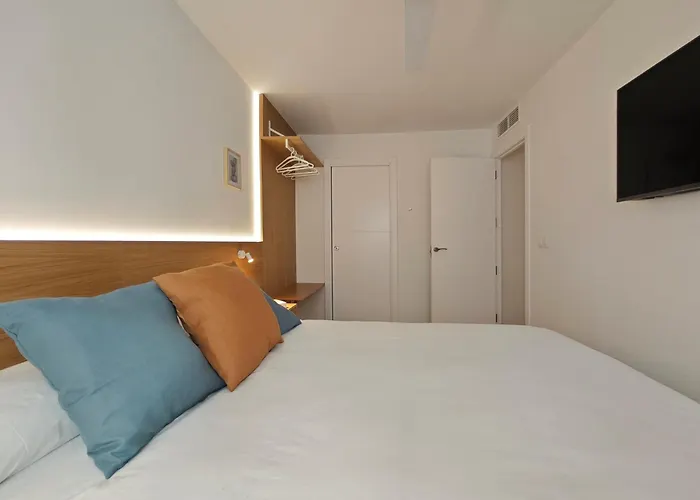 Plaza Pineda * קורדובה